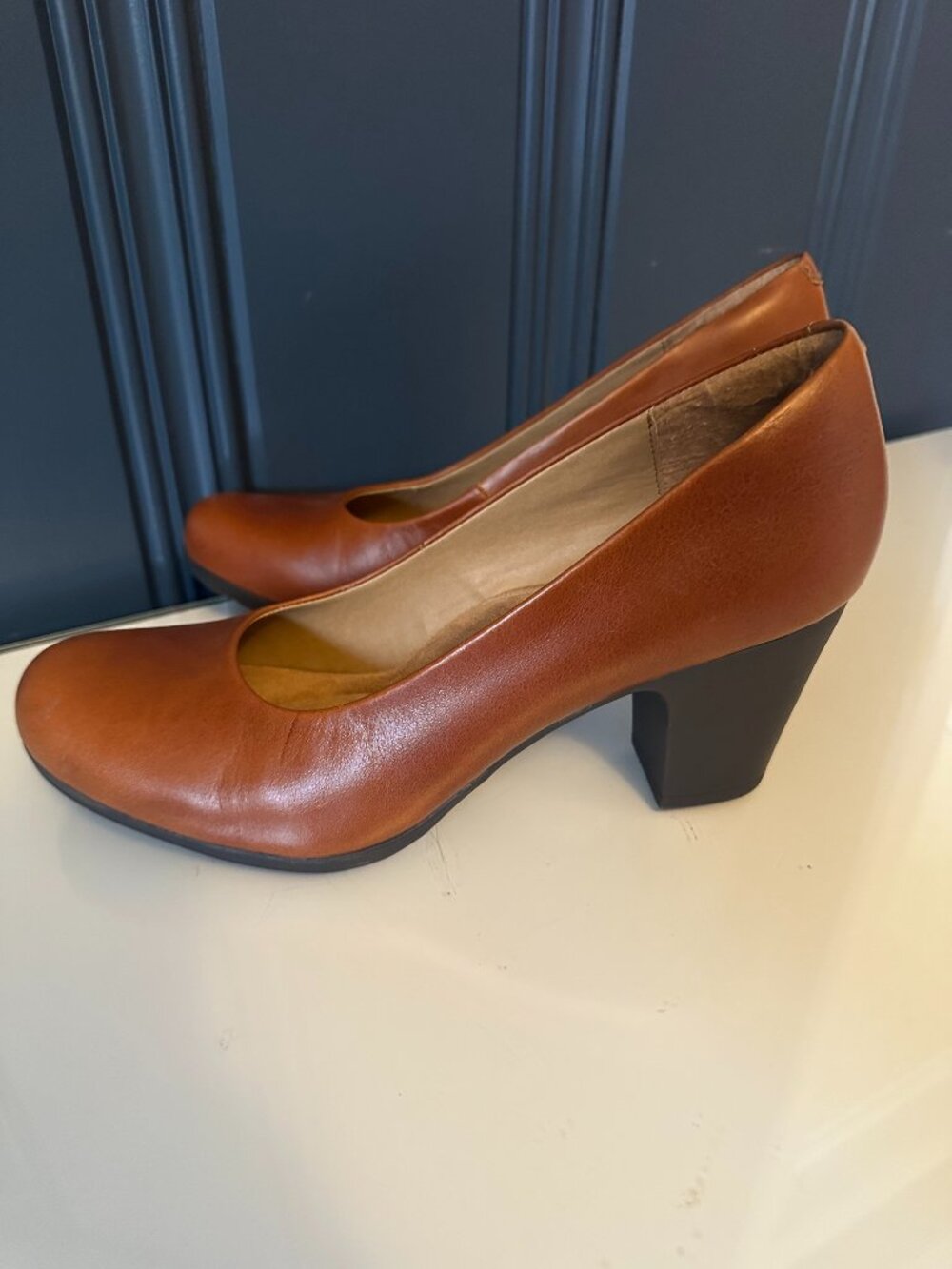 Sofft Cognac leather Block heel Pumps 9.5 M